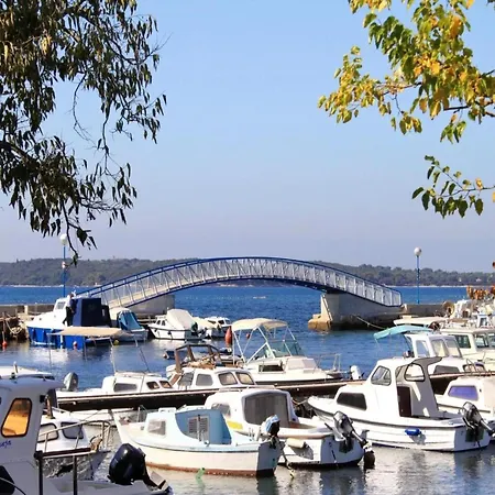 Cozy With Terrace And Bbq Appartement