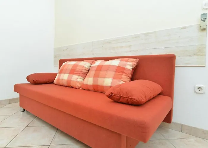 Cozy With Terrace And Bbq