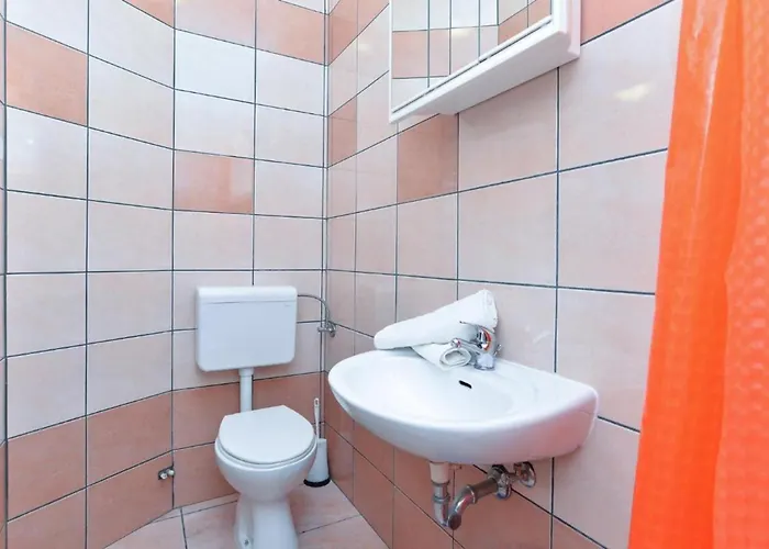 Cozy With Terrace And Bbq Appartement