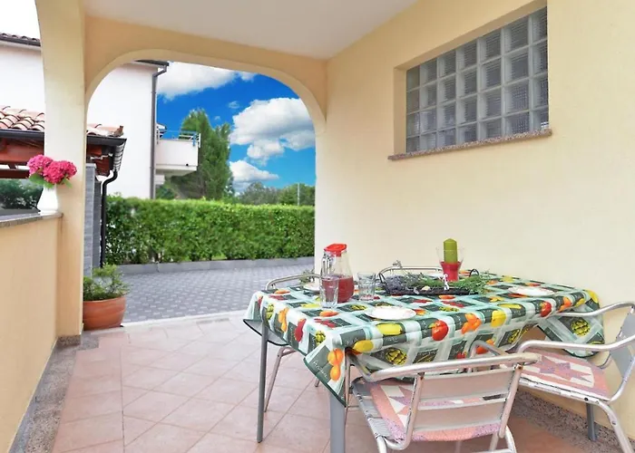 Cozy With Terrace And Bbq * Štinjan